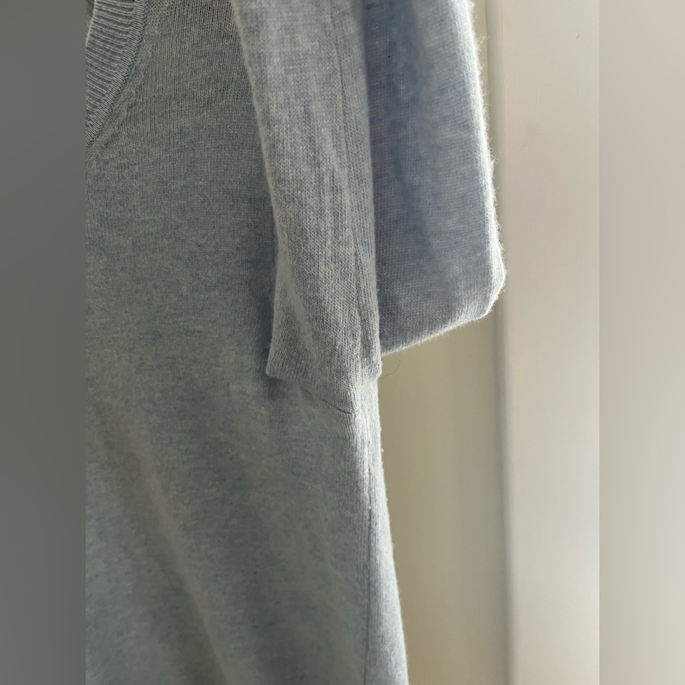 Sweater - Picture 3 of 5